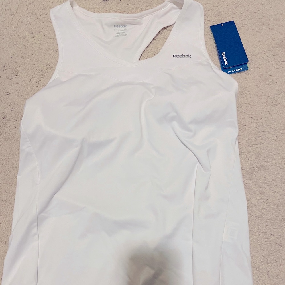 BRAND NEW WITH TAGS Reebok sports top built in bra